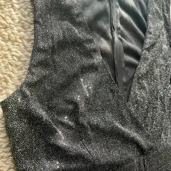 Black and silver sparkly wide leg jumpsuit Size 11 Junior or 6/8 Women - Picture 4 of 5